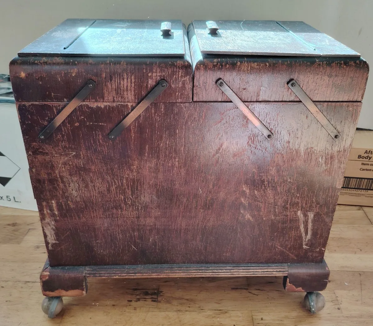 Vintage Sewing Box from the 40's - Image 1