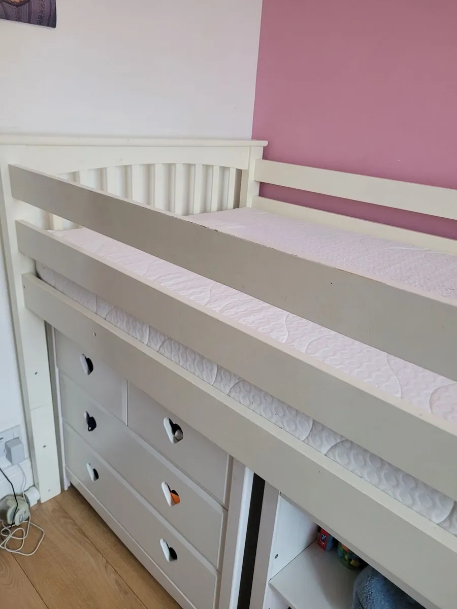 Mid sleeper single bed - Image 2