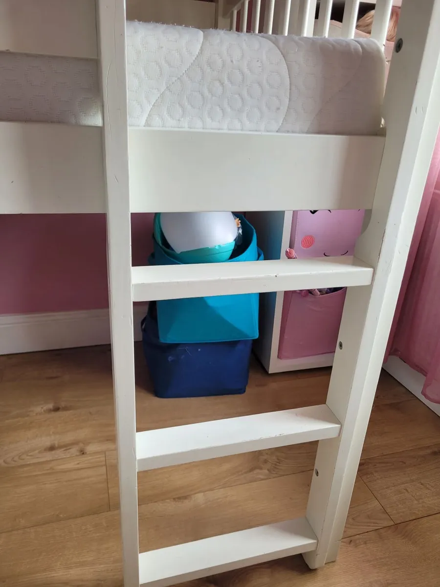 Mid sleeper single bed - Image 3