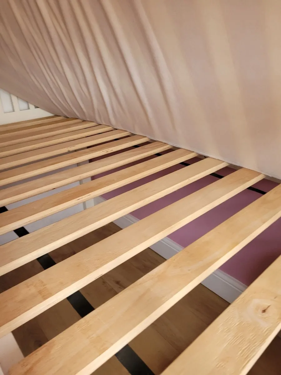 Mid sleeper single bed - Image 4