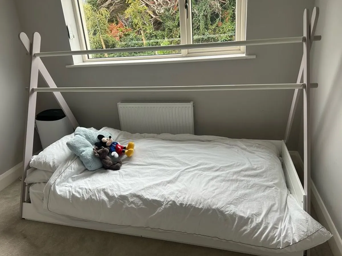 Kids bed - Image 2
