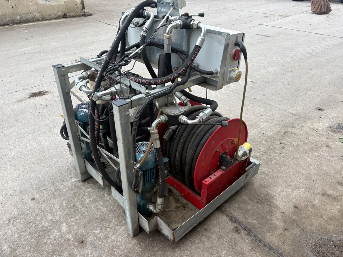 Oil exchange pump - Image 1