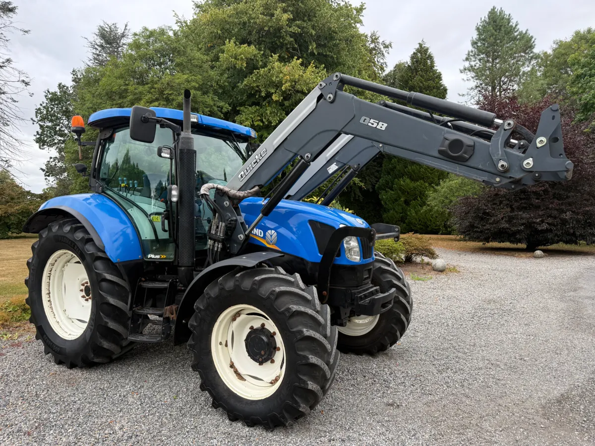 2009 New Holland T6070 C/w Quicke Q58 €46950 - Image 1