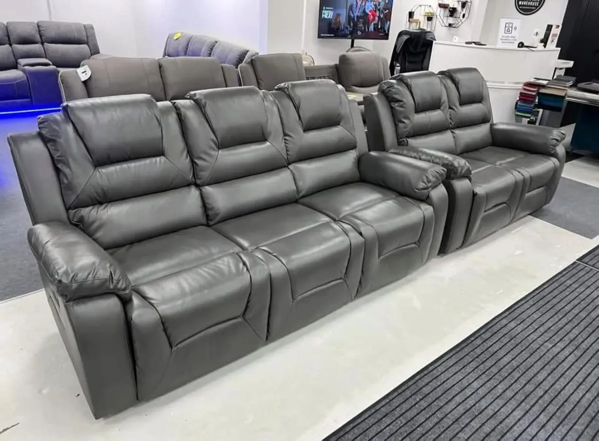 Axel 3+2 Manual Leather Recliner Sofa Set - Image 1