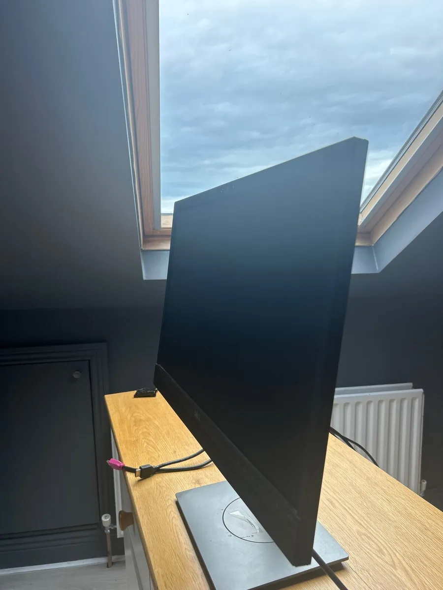 Dell P2418HZm - Image 2