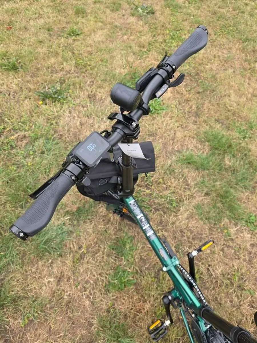 ENGWE Zip Electric Bike 250W LG Battery  Lightweight  Foldable Brand New - Image 2