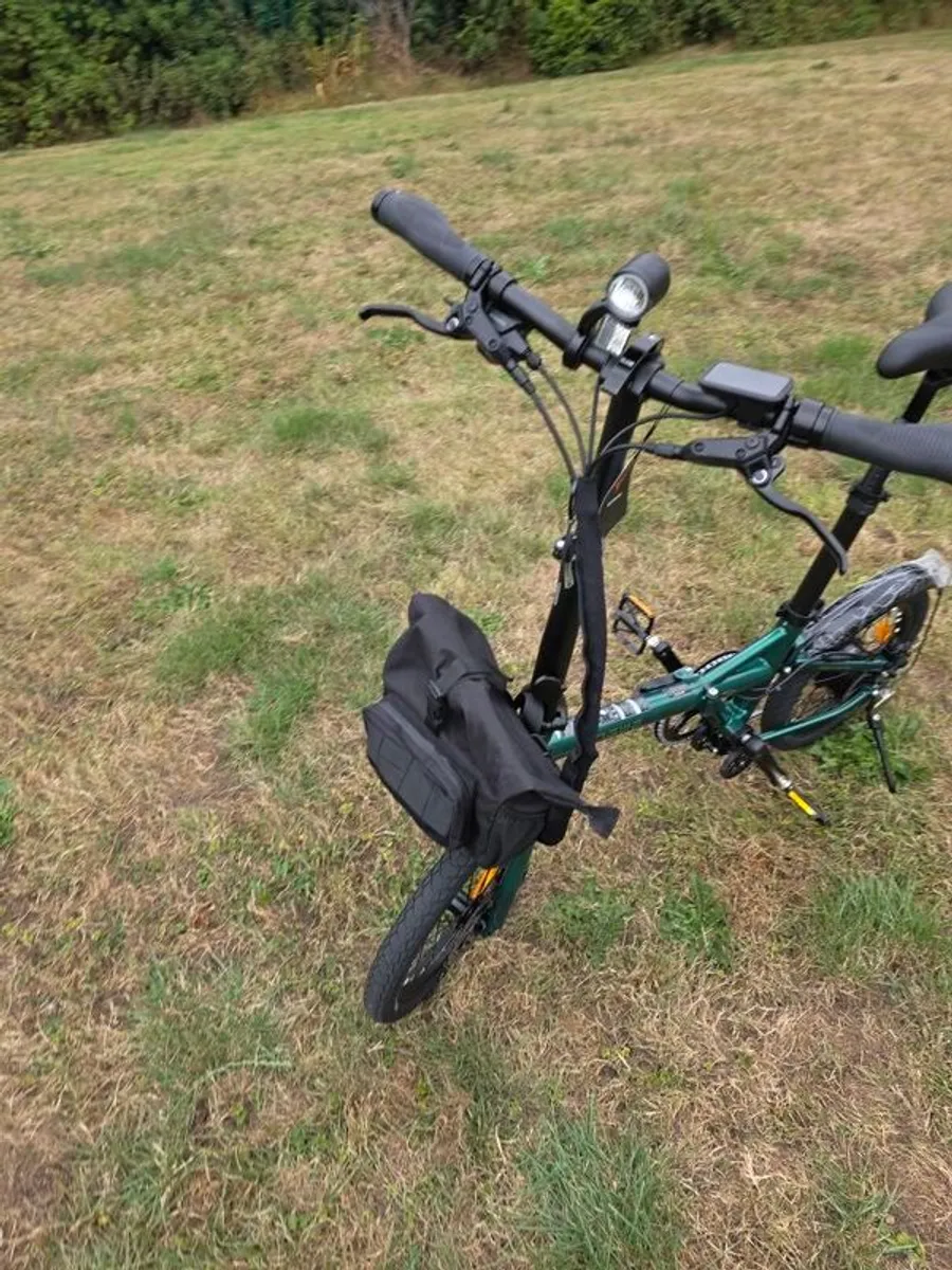ENGWE Zip Electric Bike 250W LG Battery  Lightweight  Foldable Brand New - Image 3