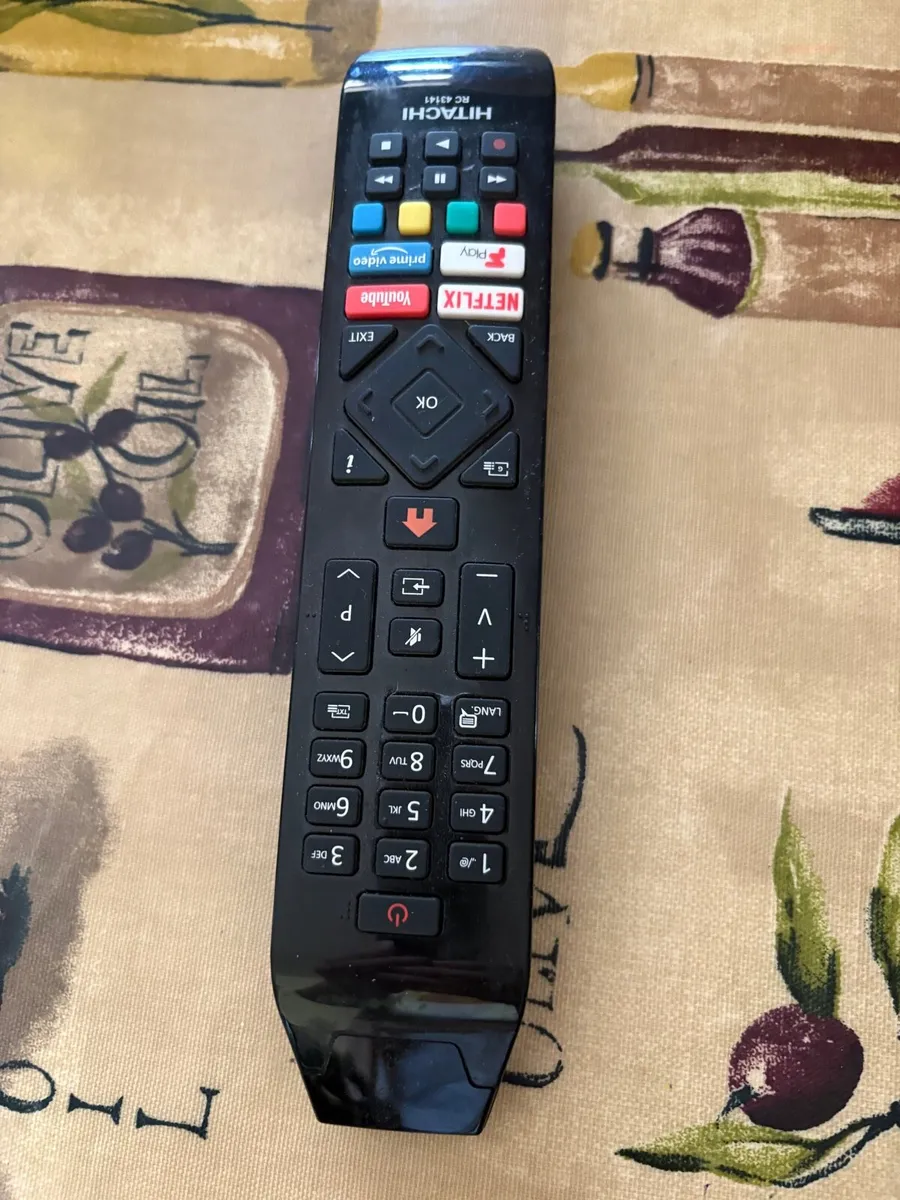 25” hitachi smart tv with remote control - Image 2