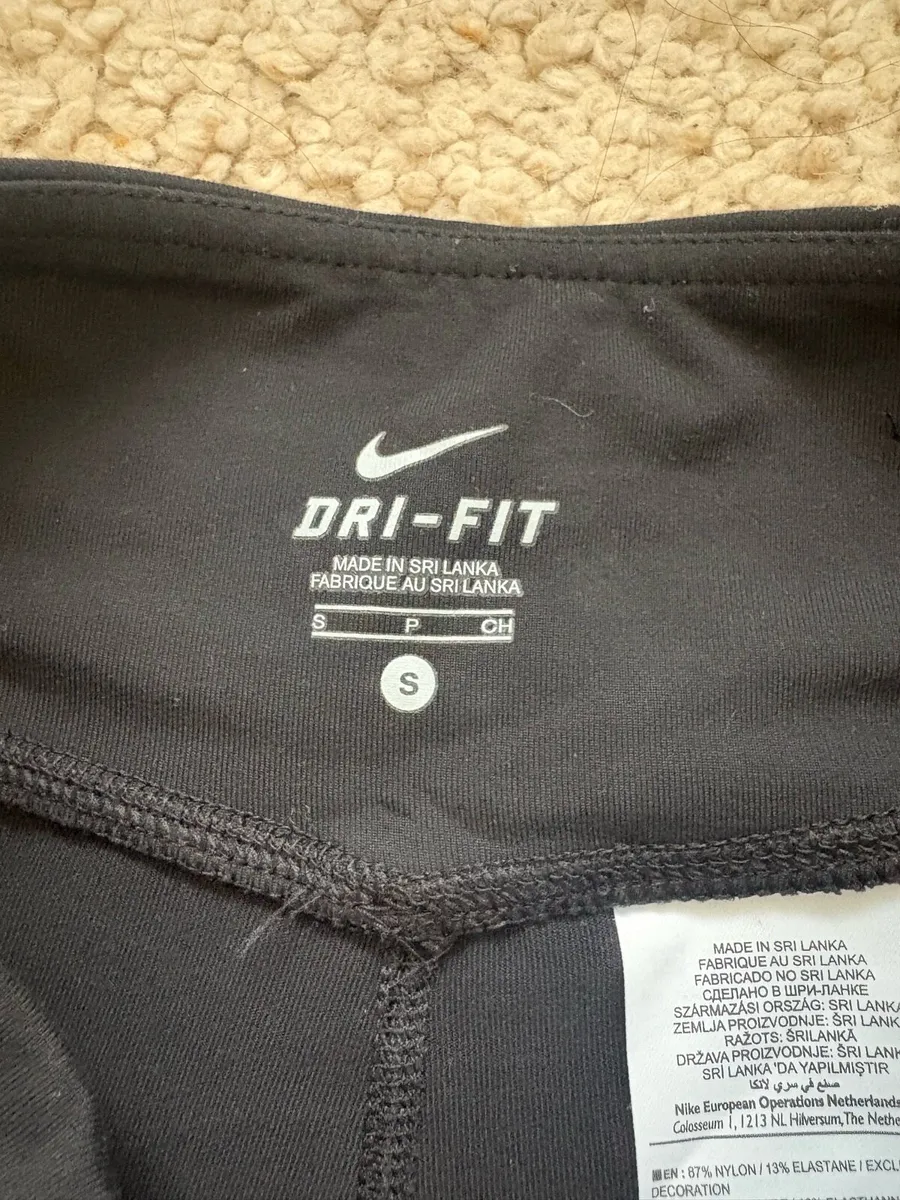 Nike Dri-Fit leggings - Image 4