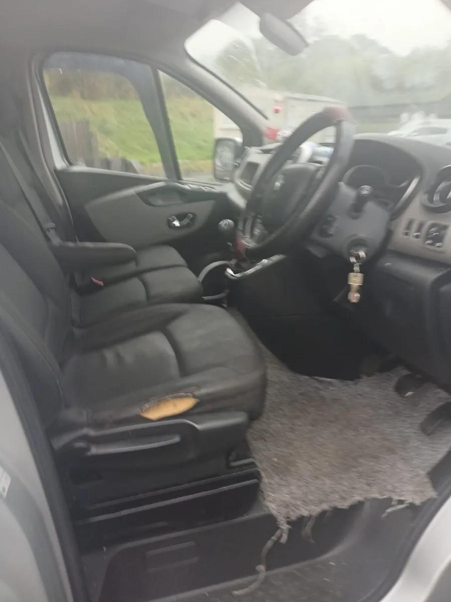 Renault Trafic 2016 - Image 4