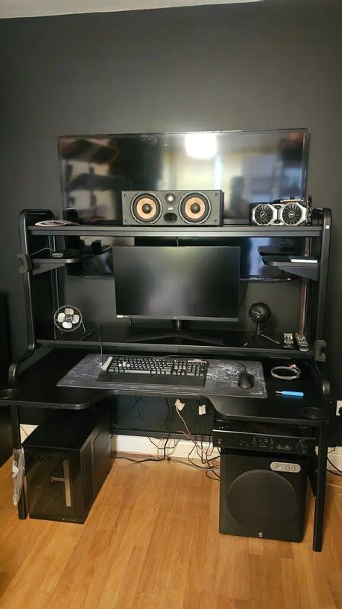 Ikea gaming desk - Image 2