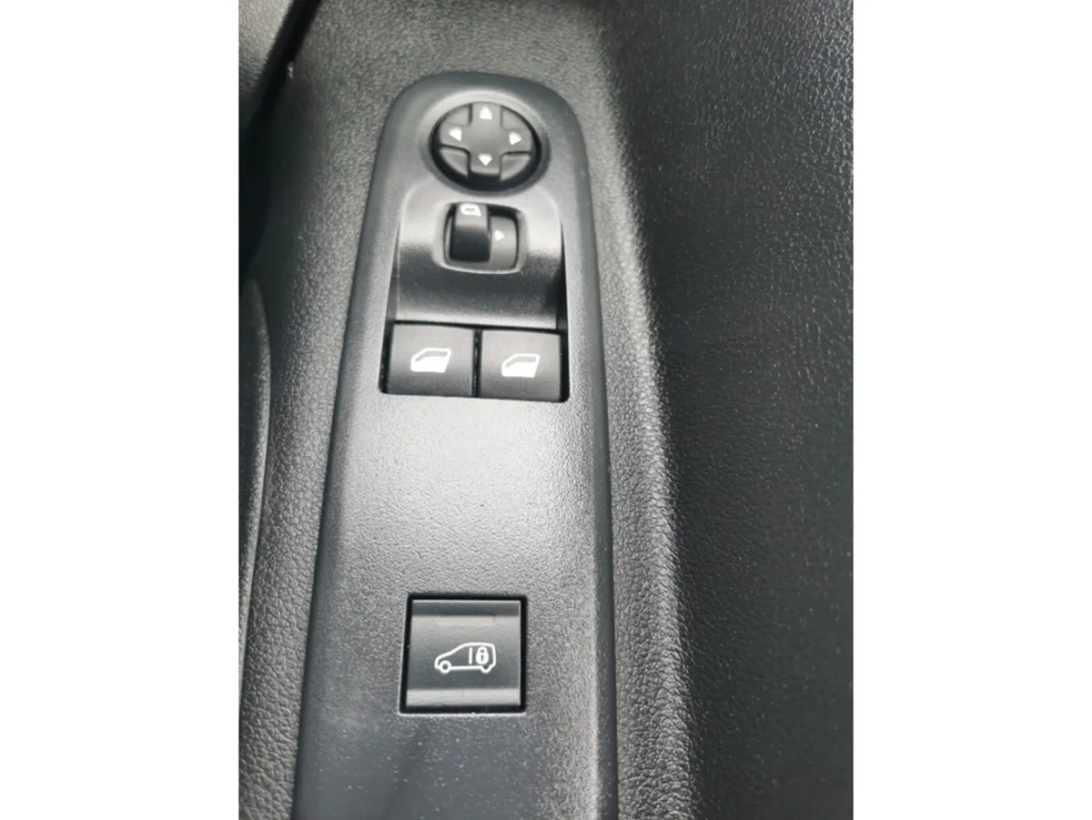 Citroen Berlingo ENTRPRISE BLUE HDI 10 - Image 3