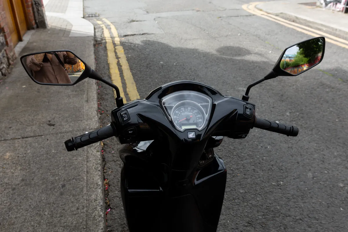 Honda Vision 110 2023 - Image 3