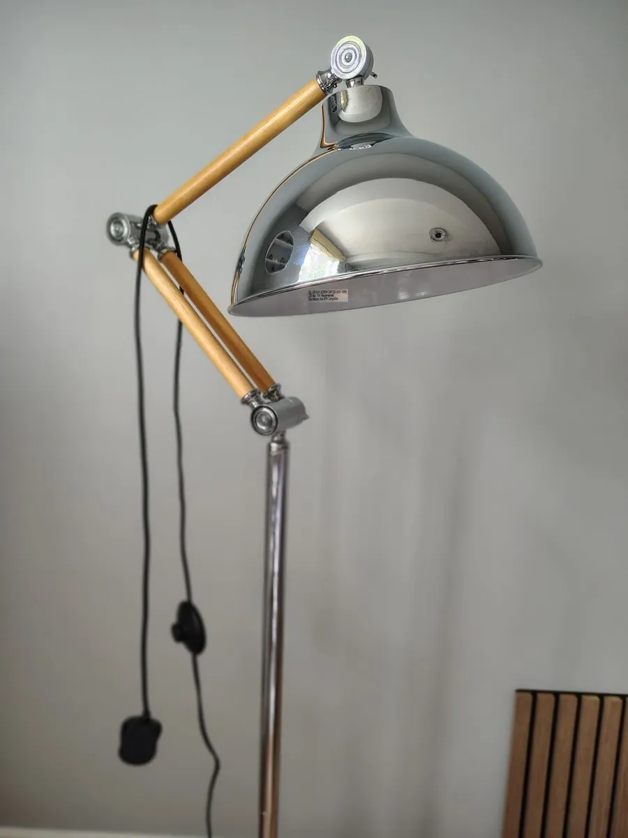 Standing Lamp - Image 2
