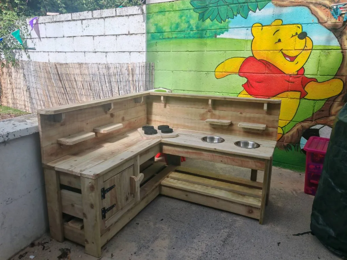 Mud kitchen - Image 1