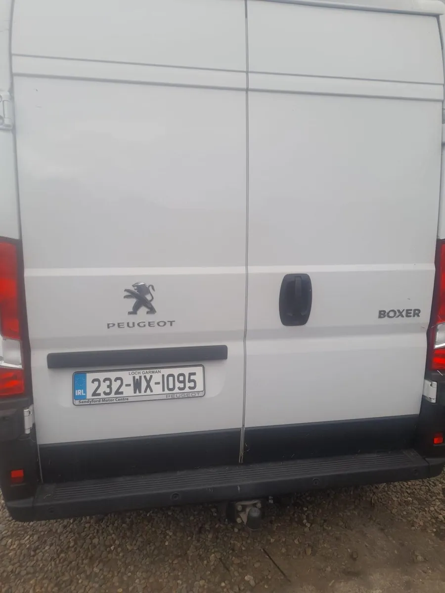 Peugeot Boxer Van - Image 2