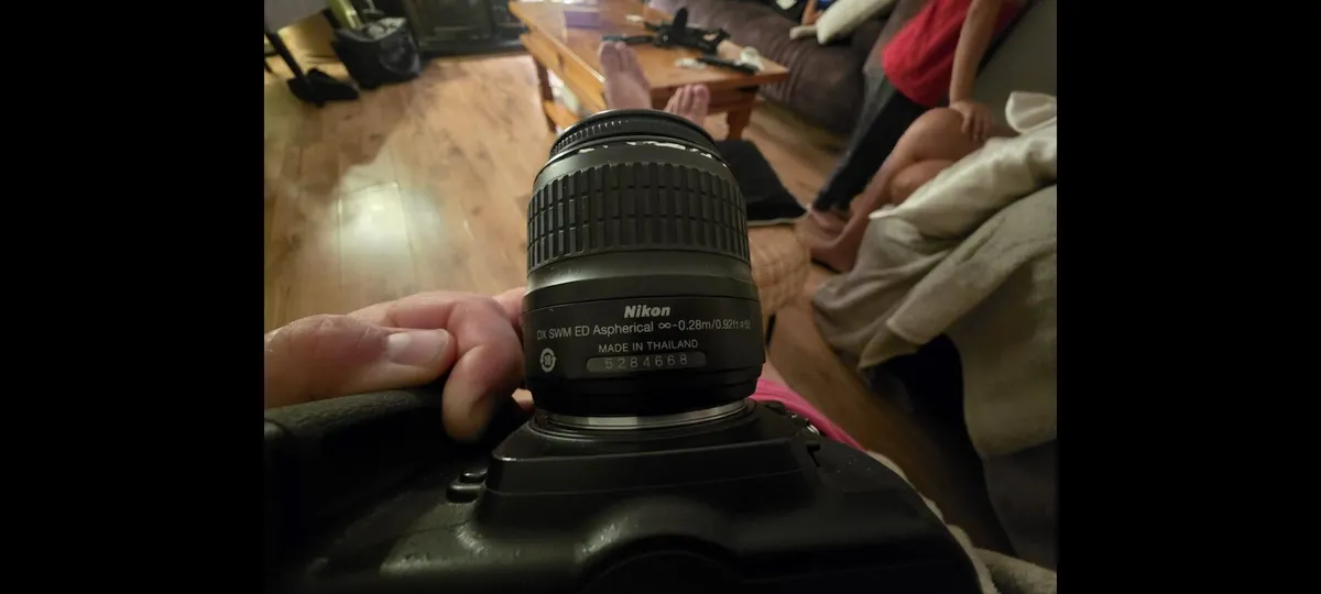 2 Nikon d200 cameras and 300mm lense set - Image 4