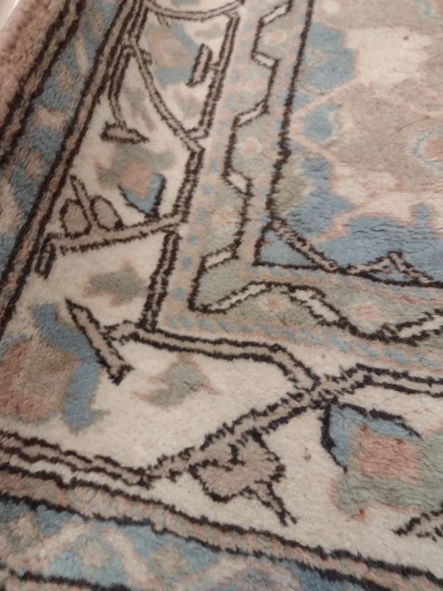 Vintage handmade 100% wool rug - Image 2