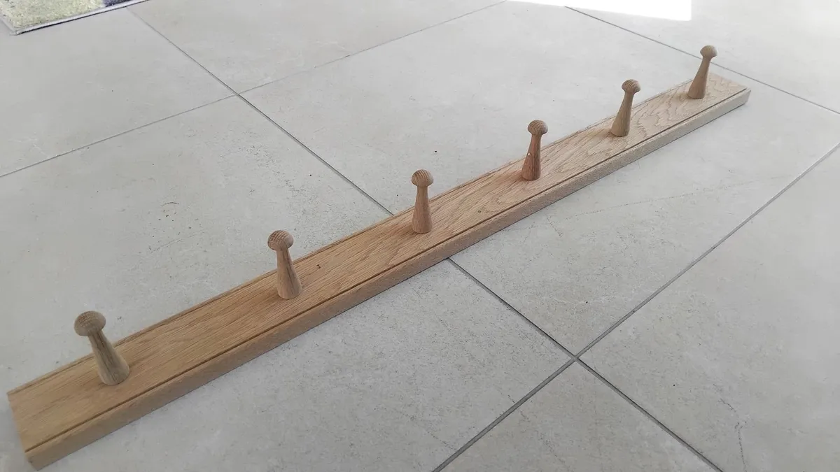 Wooden rack - Image 1