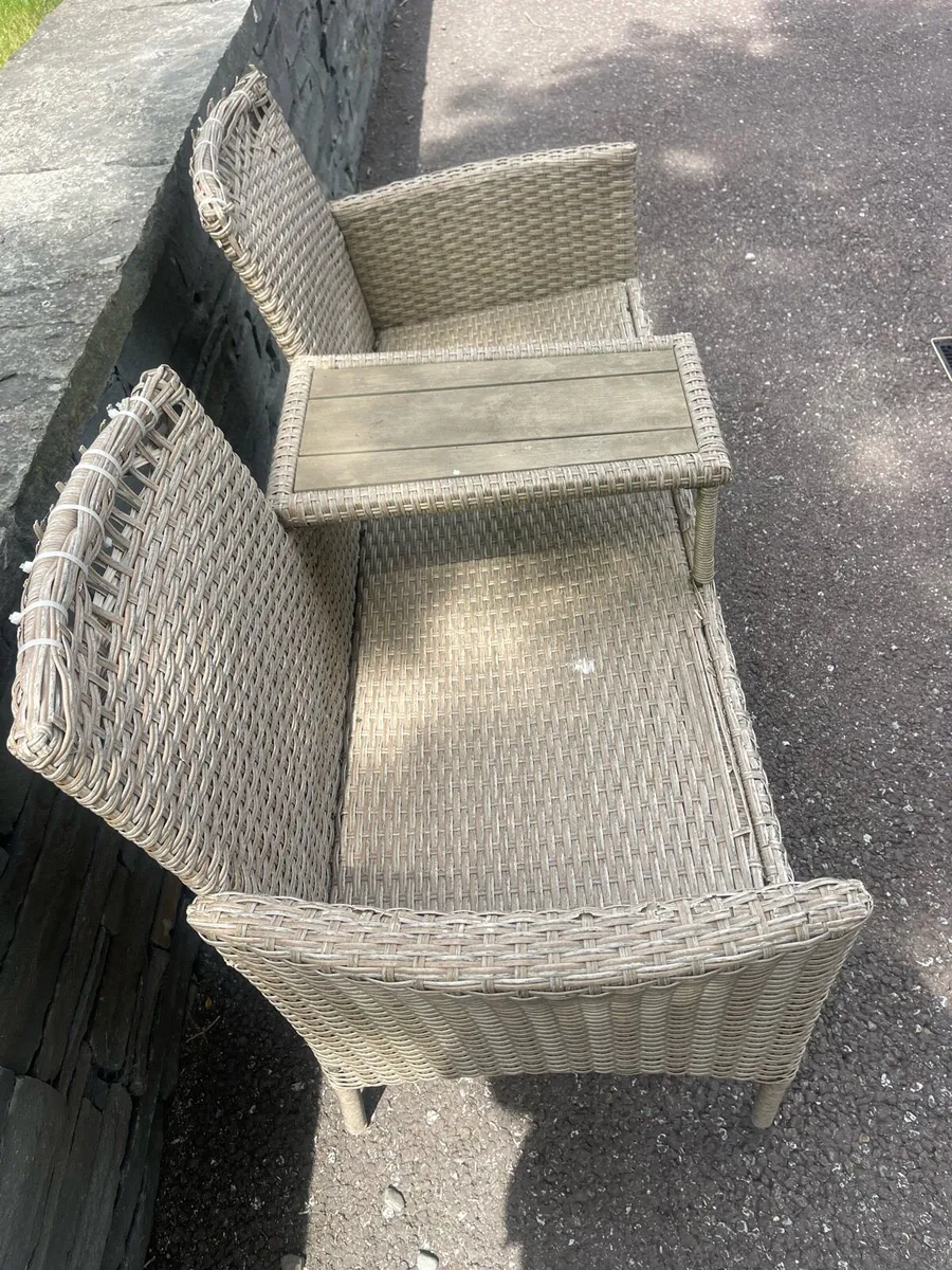 Comfortable Rattan 2 Seater Garden - Patio Bench - Image 2