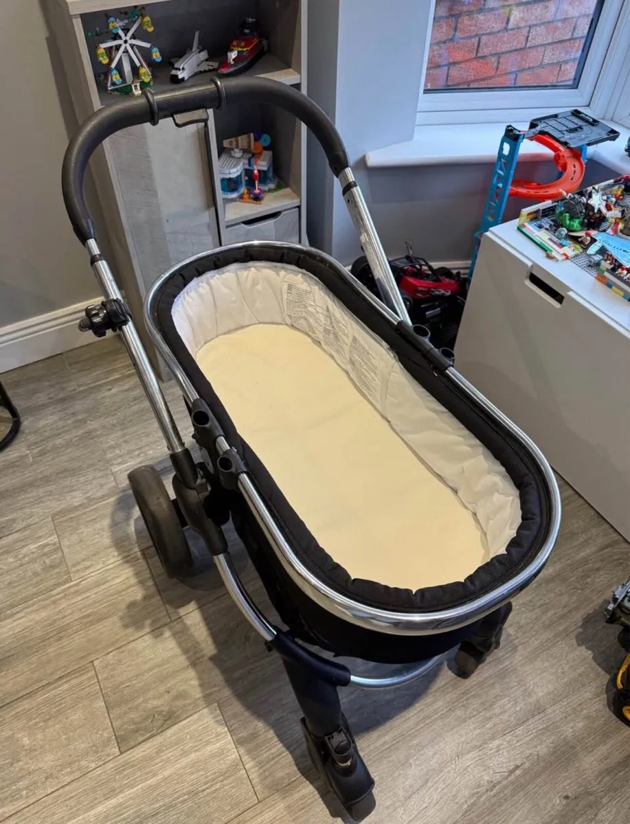 Pre Owned iCandy 3 in 1 Travel System Bundle - Image 4