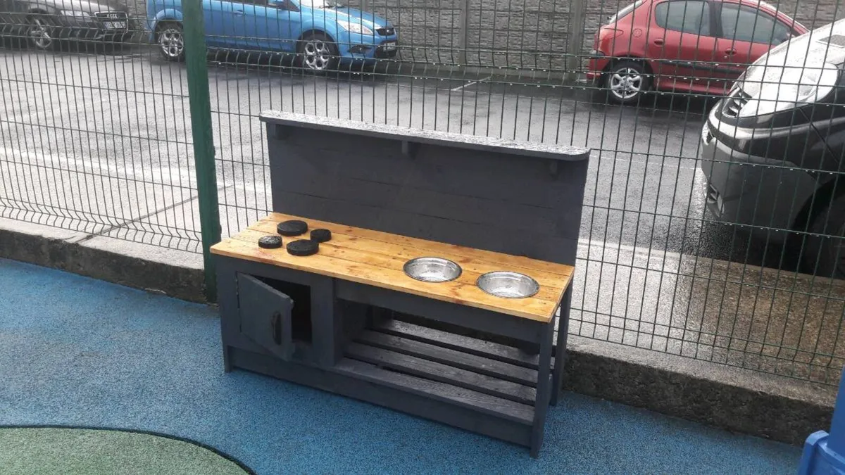 Mud kitchens - Image 2