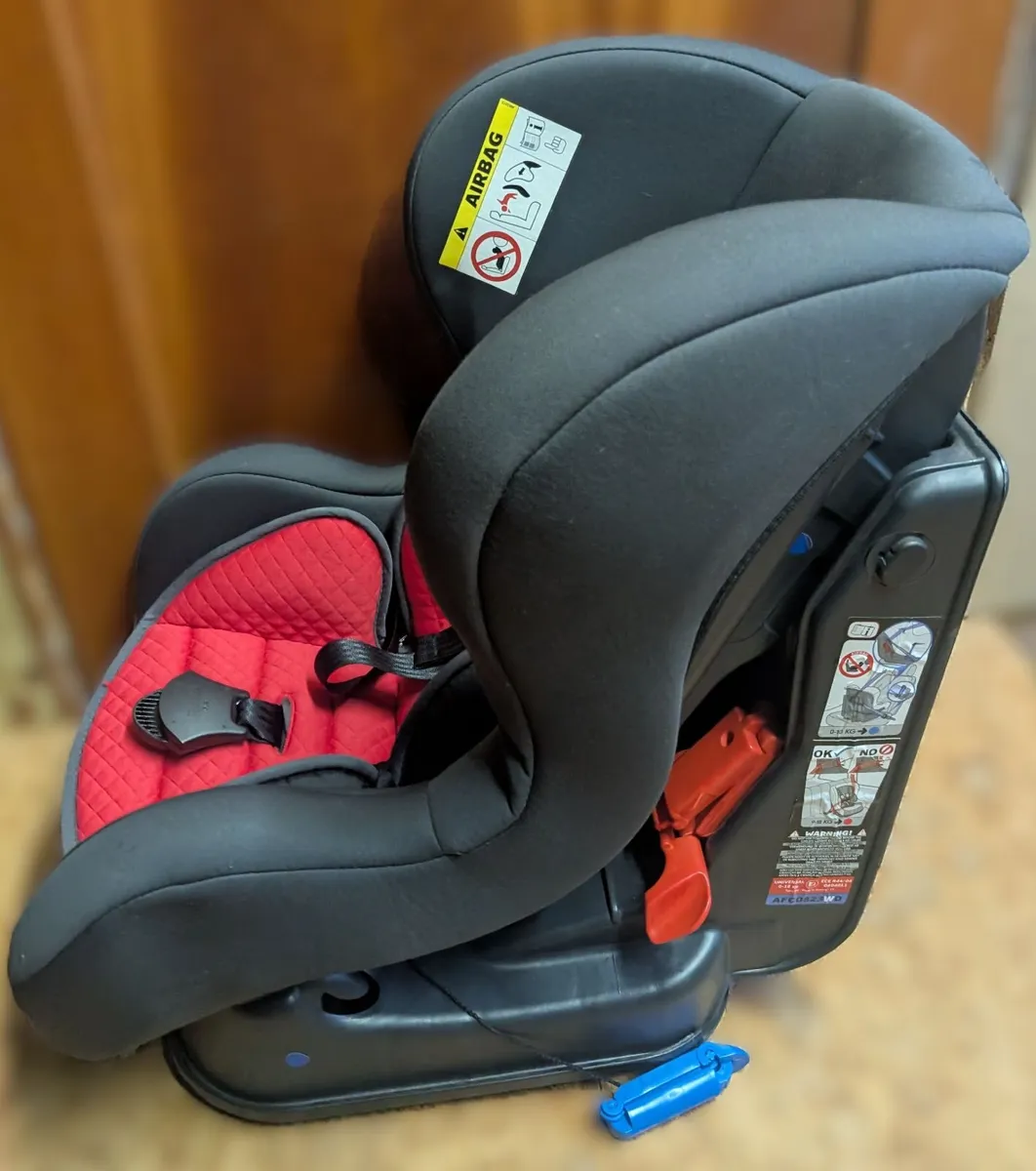 Nania Car Seat – Excellent Condition - Image 2