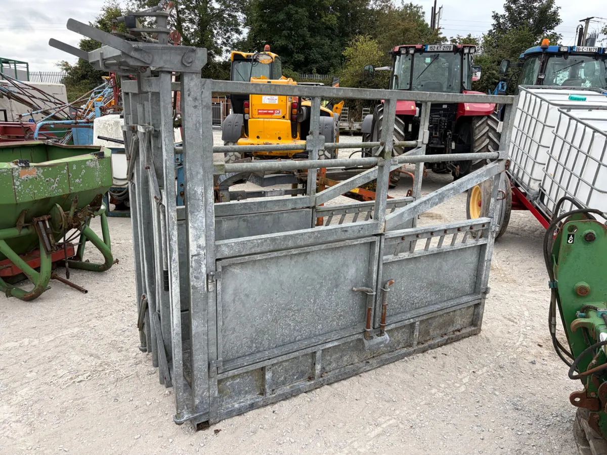 Misc Farm Items Auction Saturday @ Portlaoise - Image 1