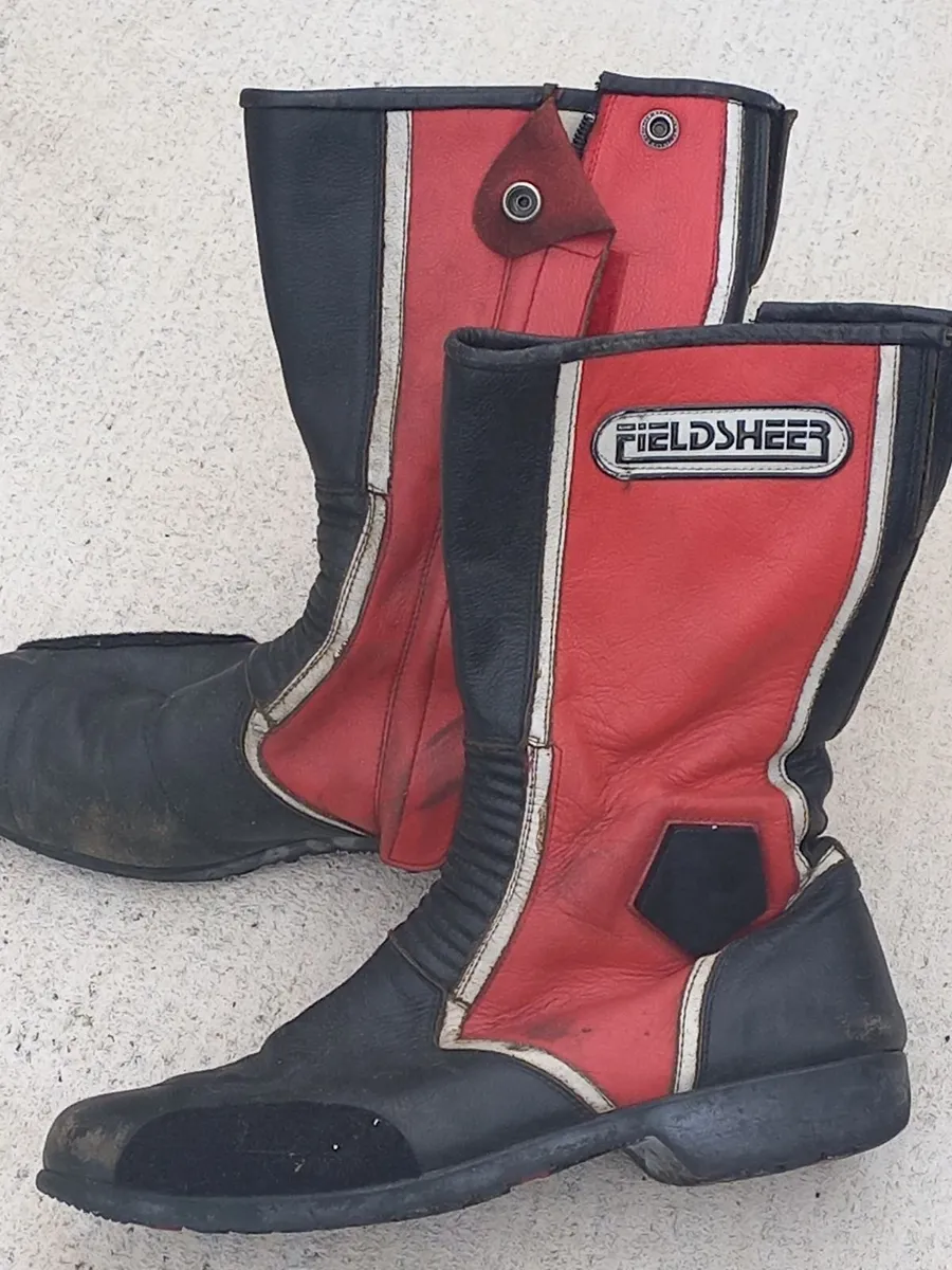 Motorcycle Leather suit and boots - Image 3