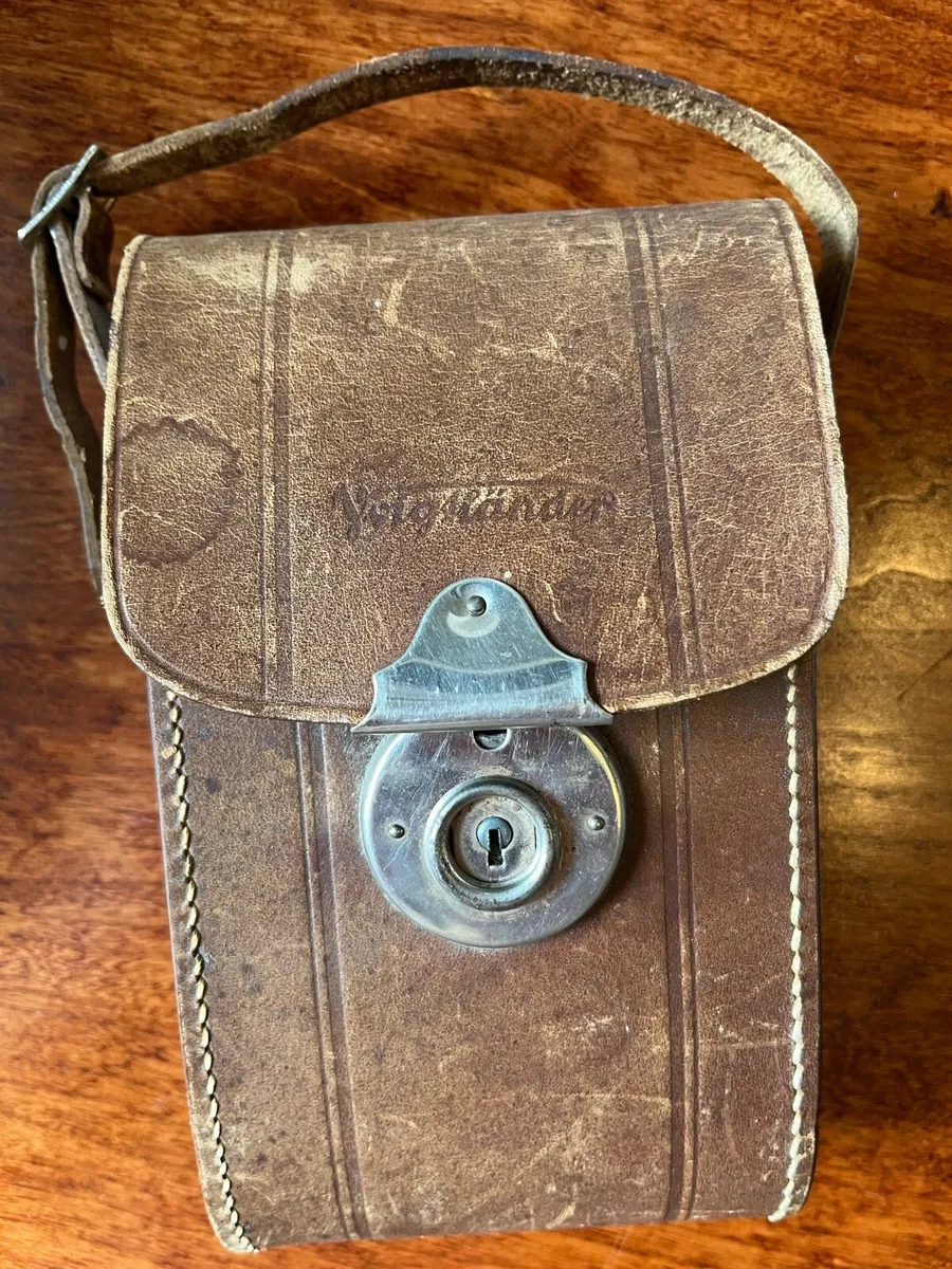 Antique camera (working) - Image 4