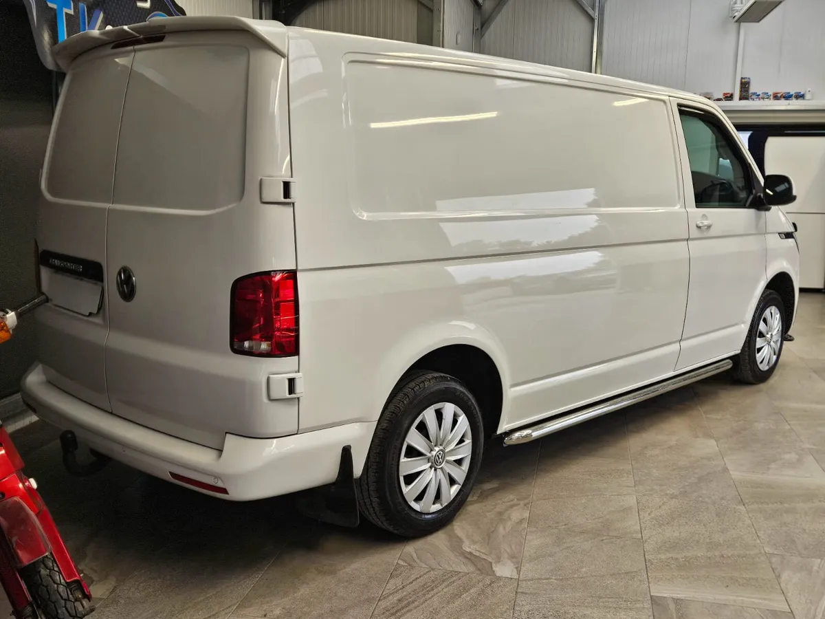 232 VOLKSWAGEN TRANSPORTER T6 30 -AUTOMATIC - Image 3