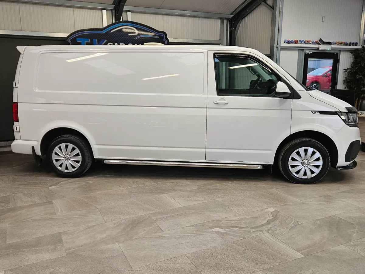 232 VOLKSWAGEN TRANSPORTER T6 30 -AUTOMATIC - Image 2