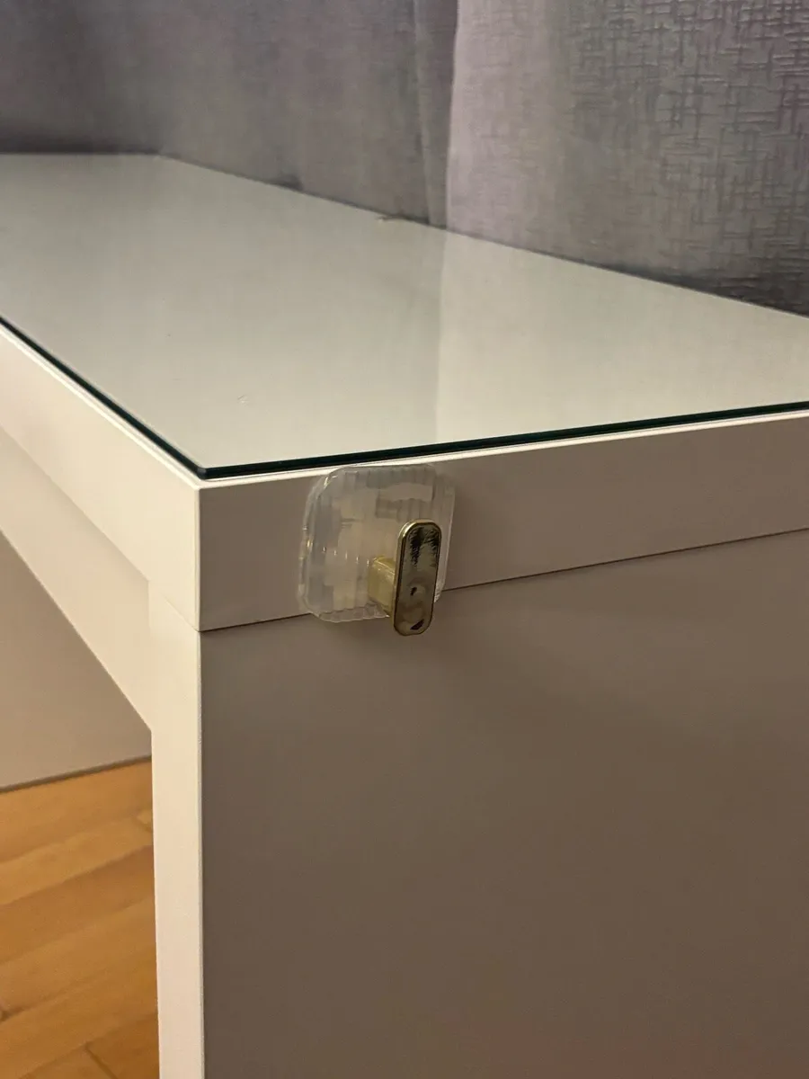 IKEA Malm dressing table - Image 3
