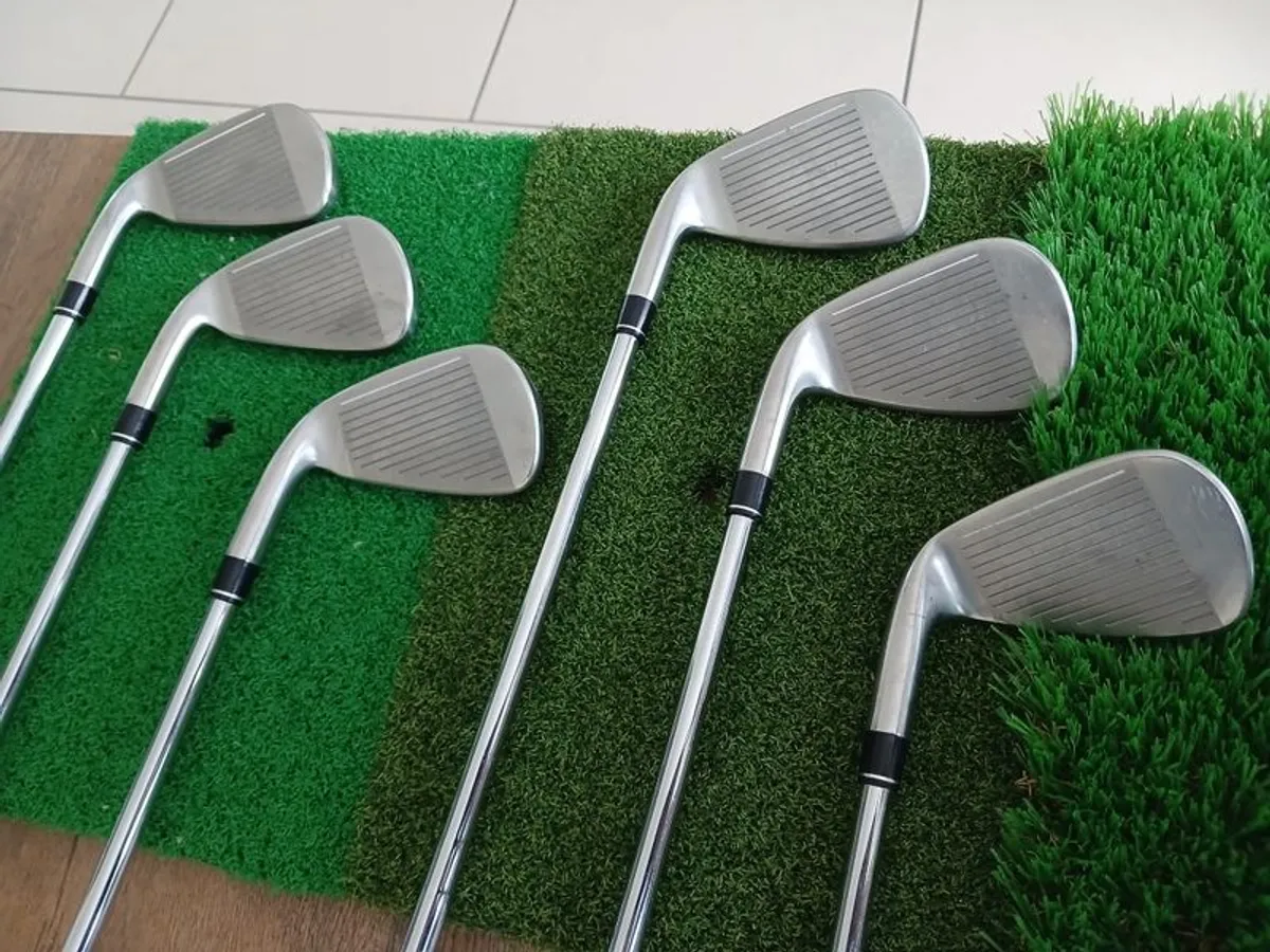 Taylormade M4 Irons - Image 4