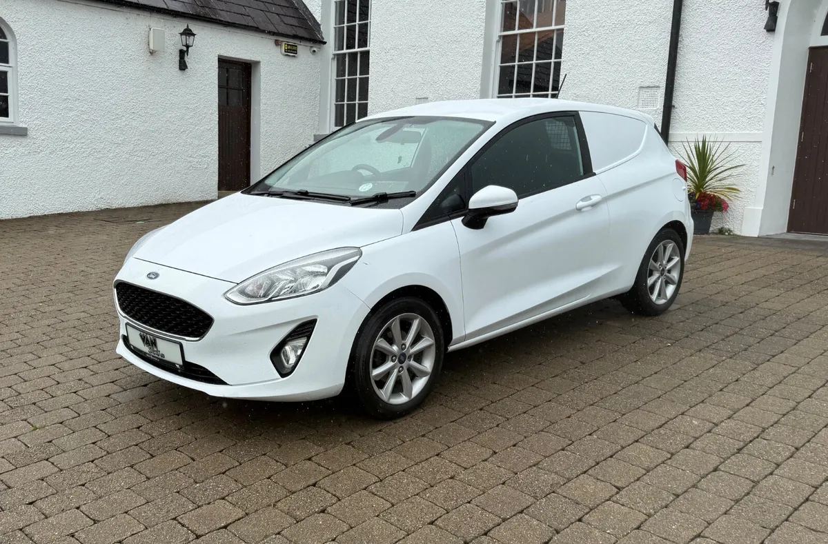 2020 Ford Fiesta Commercial Van Trend 1.5tdci. - Image 3