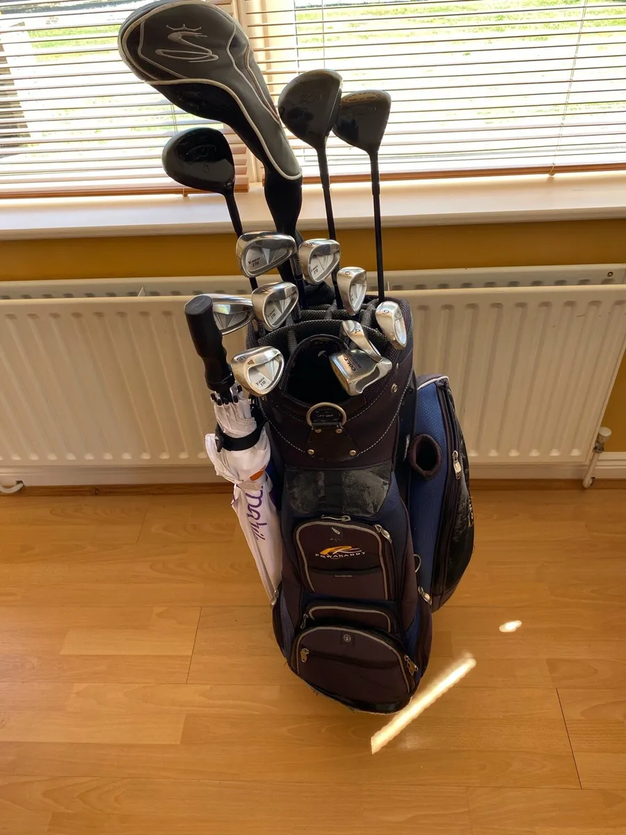 Full set of graphite woods and irons - Image 3