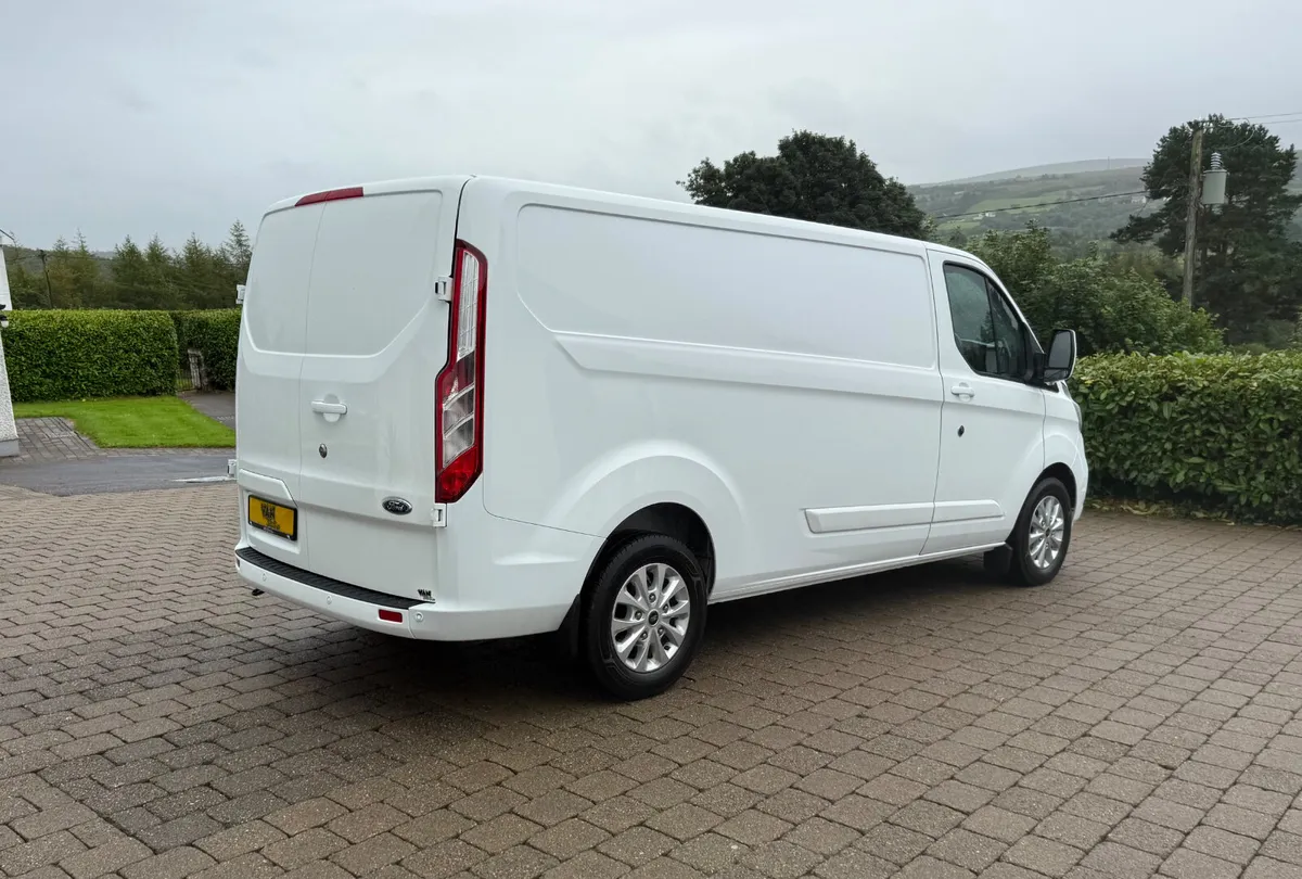 2021 (212 Reg) Ford Transit Custom 2.0 EBL 300 LWB - Image 4