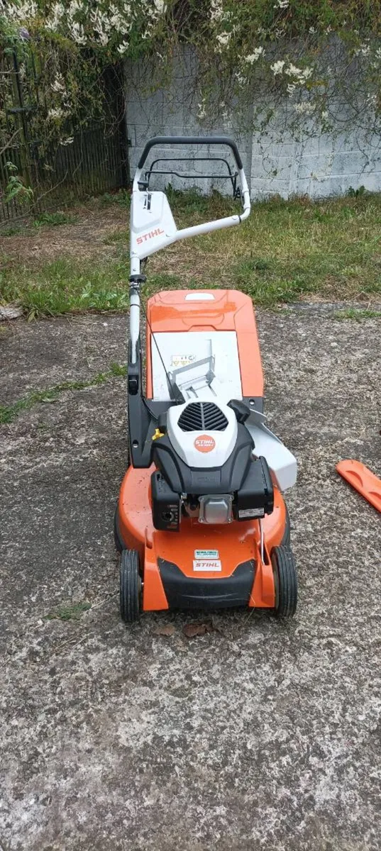 Stihl RM 655V lawnmower - Image 1