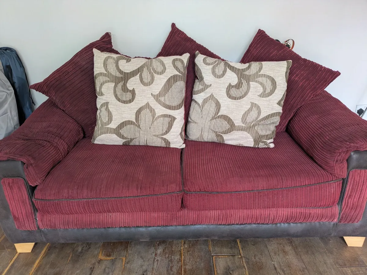 3 seater and 2 seater sofa - Image 2