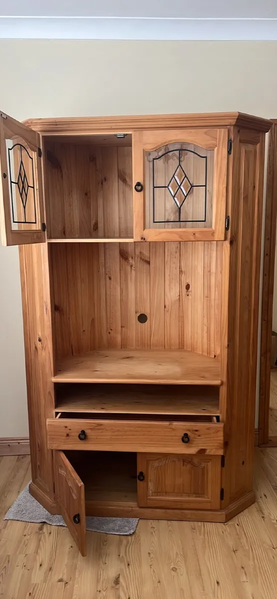 Corner TV unit - Image 1