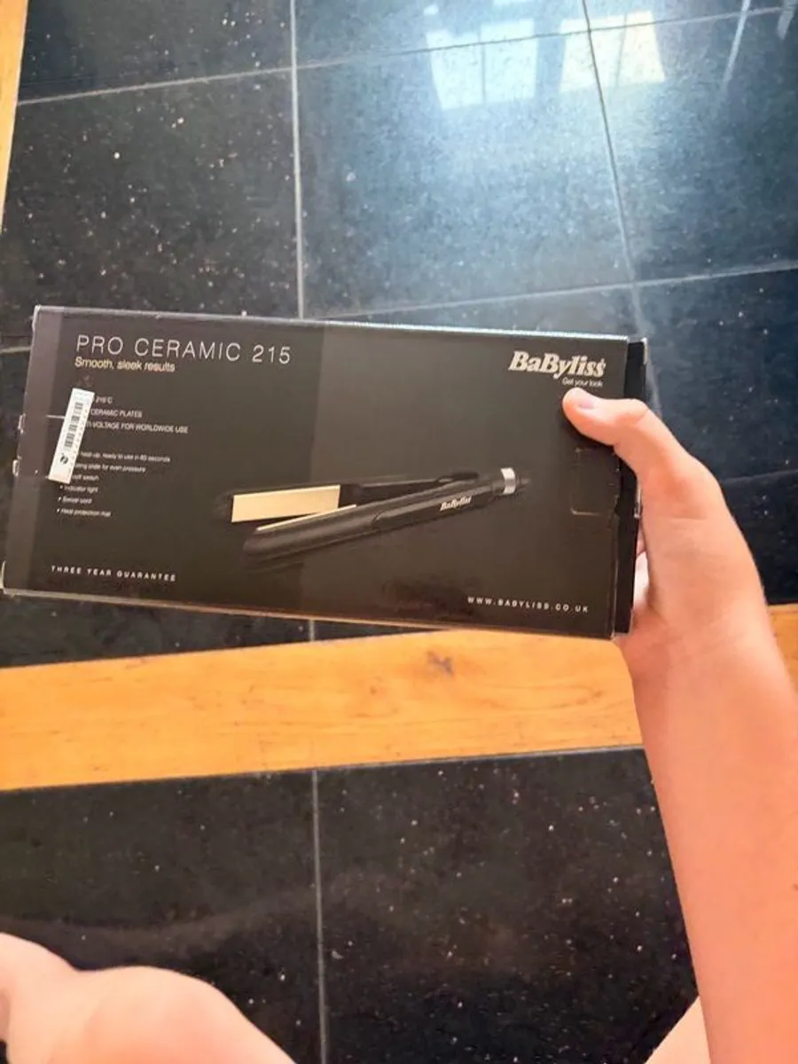 hair straightener - Image 1