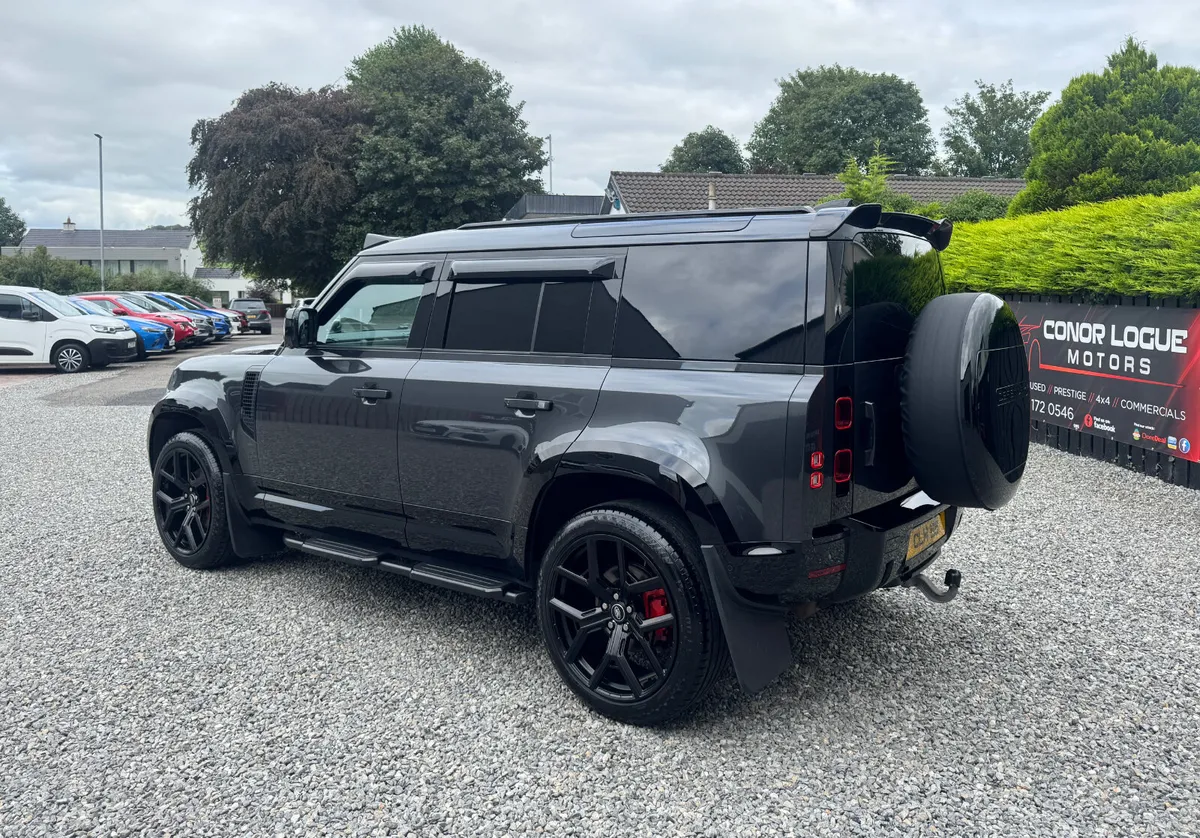2021 212 Land Rover Defender 110 D250 Urban Pack - Image 2