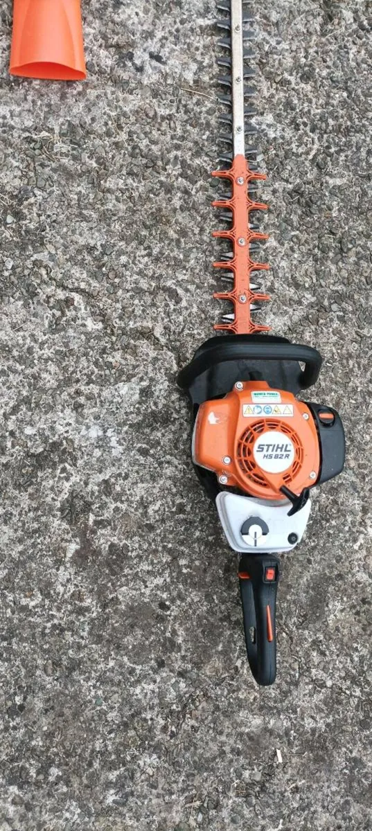 Stihl hedge trimmer HS 82 R - Image 3