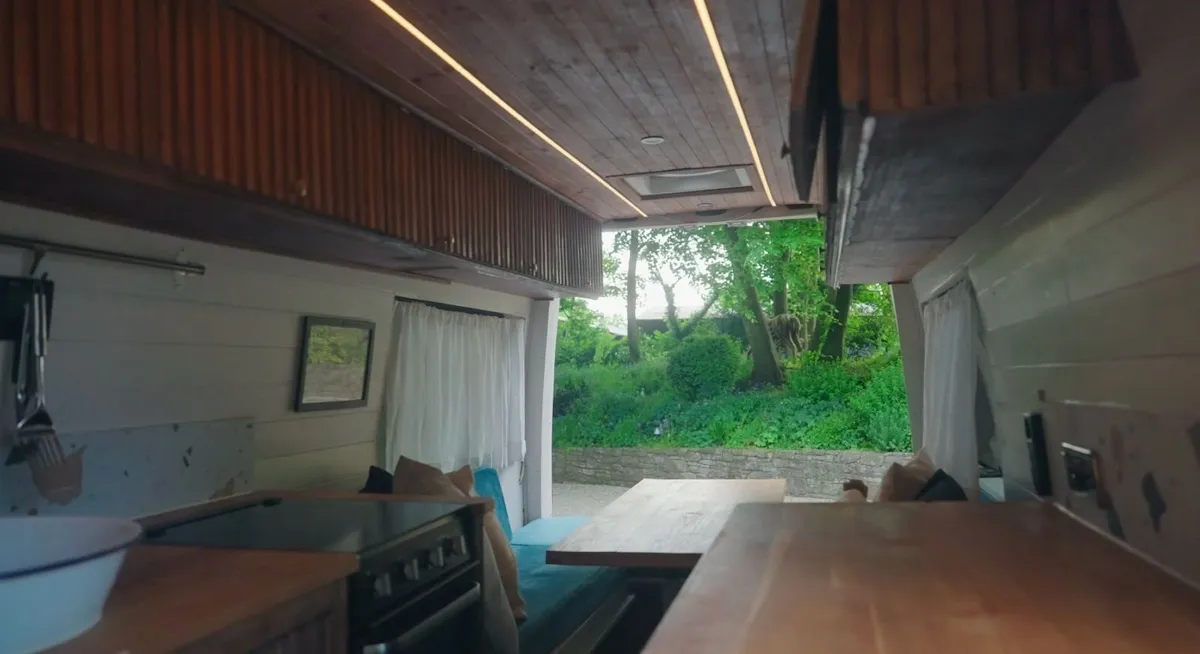Mercedes Sprinter Campervan (Off Grid Spec) - Image 2