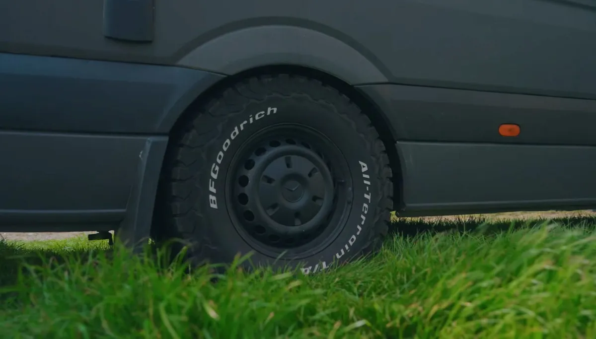 Mercedes Sprinter Campervan (Off Grid Spec) - Image 4
