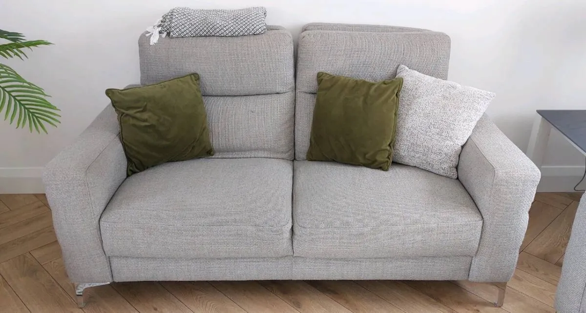 Couches - Image 3