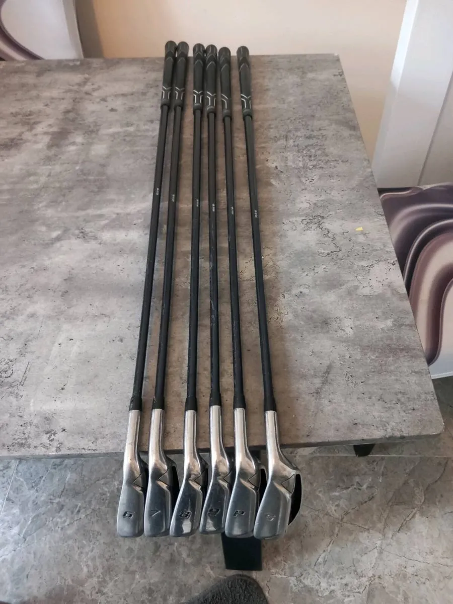 Taylormade golf irons right handed clubs - Image 4
