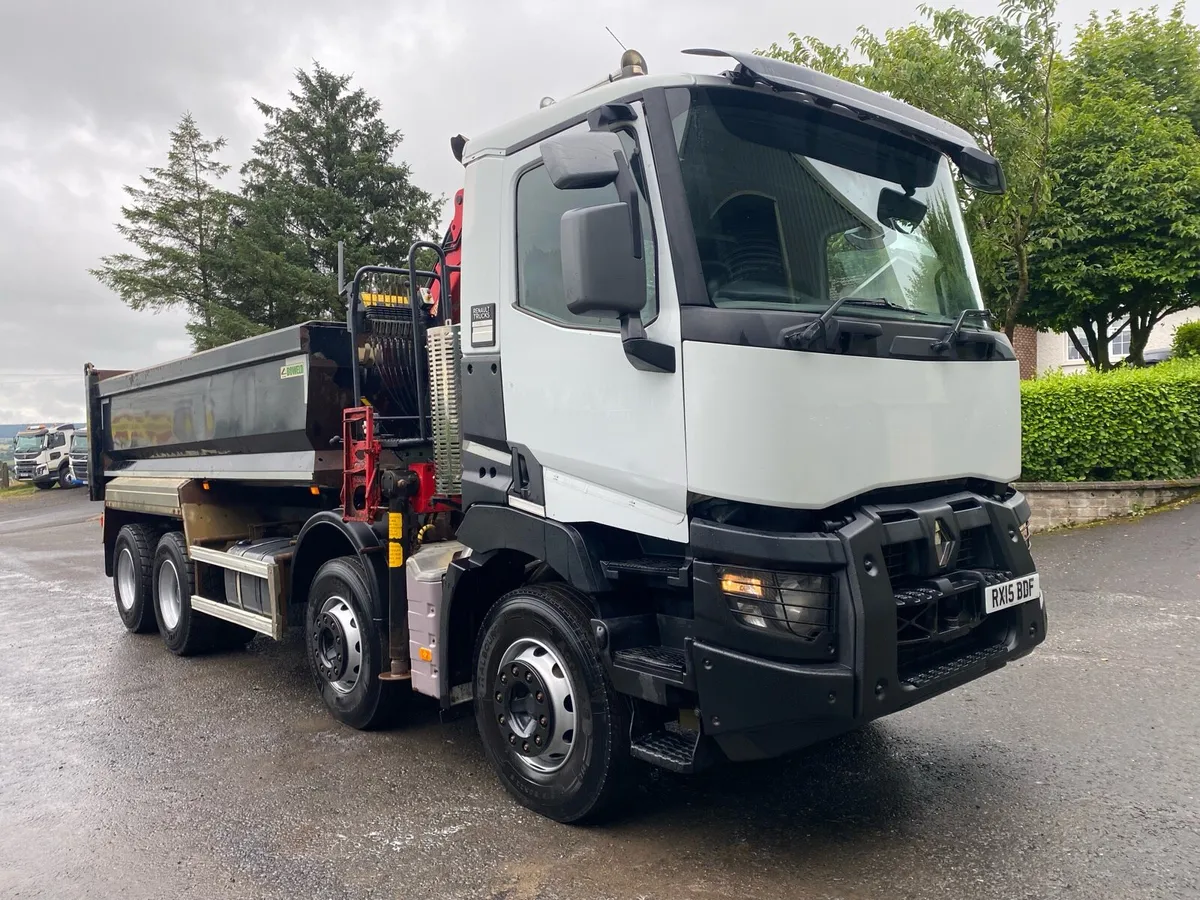 Renault k range grab truck - Image 1
