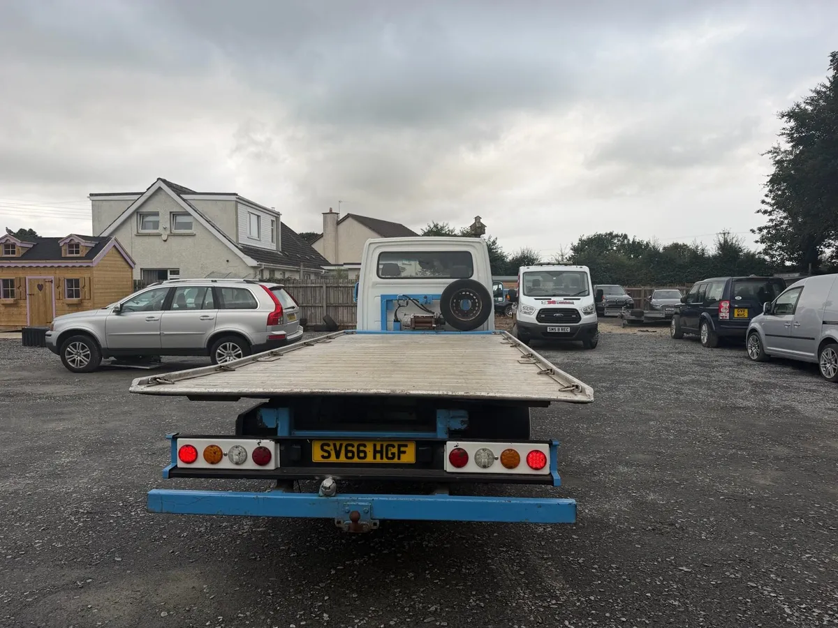 Mercedes sprinter tilt & slide - Image 2