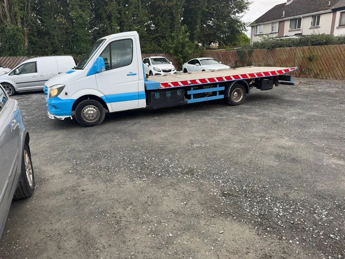 Mercedes sprinter tilt & slide - Image 4